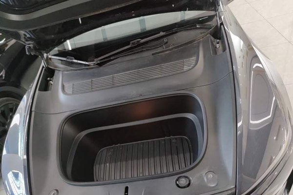 Tesla Model Y 2025, 18700 км, за 40126 USD - фото 24