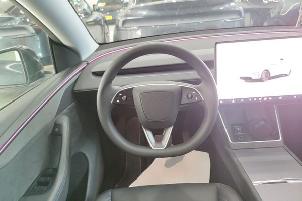 Tesla Model Y 2025, 18700 км, за 40126 USD - фото 13