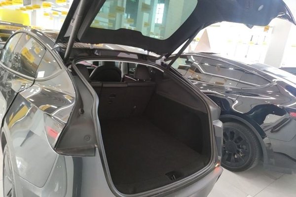 Tesla Model Y 2025, 18700 км, за 40126 USD - фото 22