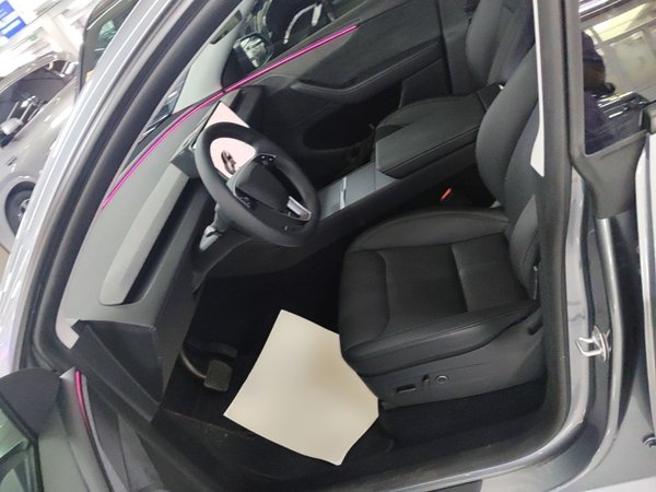 Tesla Model Y 2025, 8000 км, за 42025 USD - фото 18