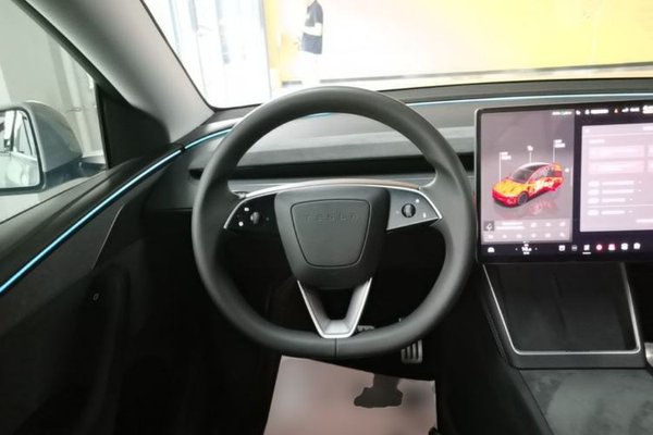 Tesla Model Y 2025, 21300 км, за 39926 USD - фото 14