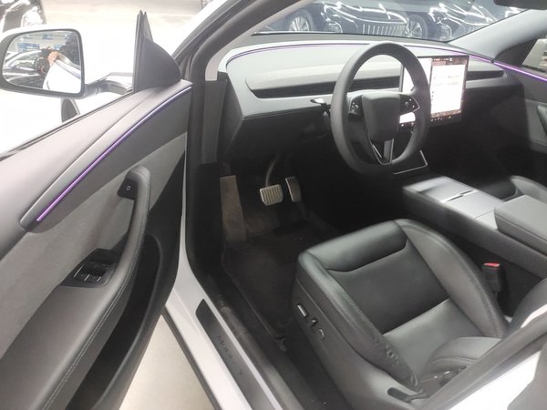 Tesla Model Y 2025, 17500 км, за 35158 USD - фото 18