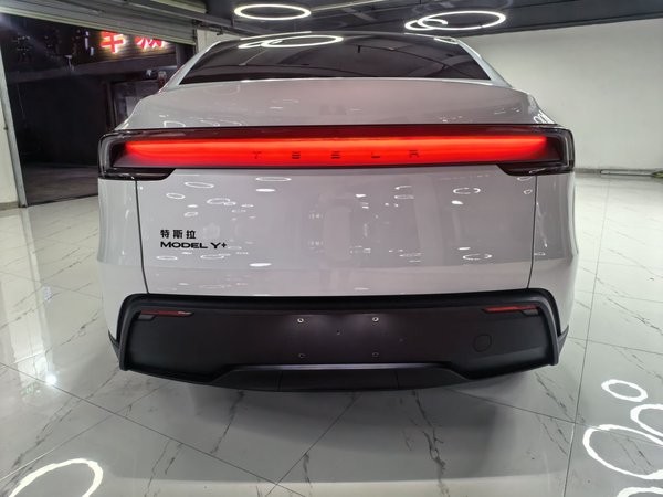 Tesla Model Y 2026, 100 км, за 41894 USD - фото 8