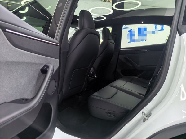 Tesla Model Y 2026, 100 км, за 41894 USD - фото 23