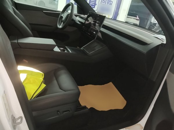 Tesla Model Y 2026, 100 км, за 41894 USD - фото 20