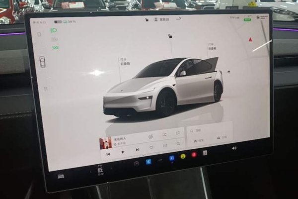 Tesla Model Y 2026, 200 км, за 37878 USD - фото 16