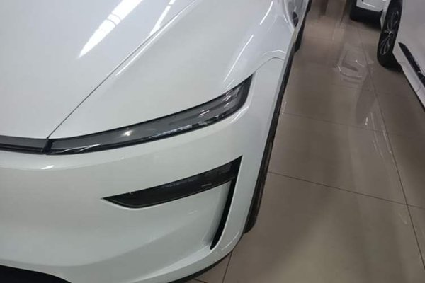 Tesla Model Y 2026, 200 км, за 37878 USD - фото 9