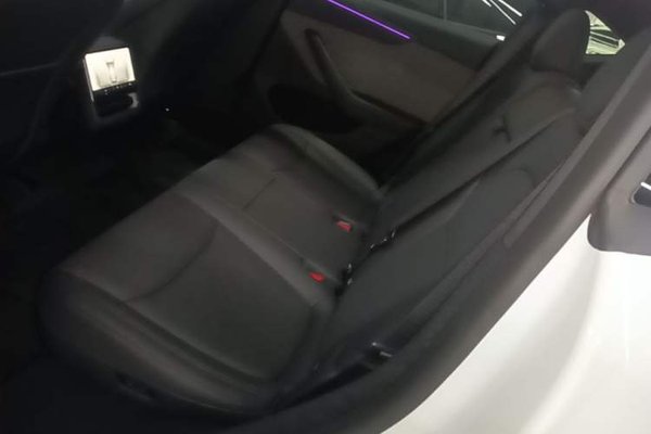 Tesla Model Y 2026, 200 км, за 37878 USD - фото 20