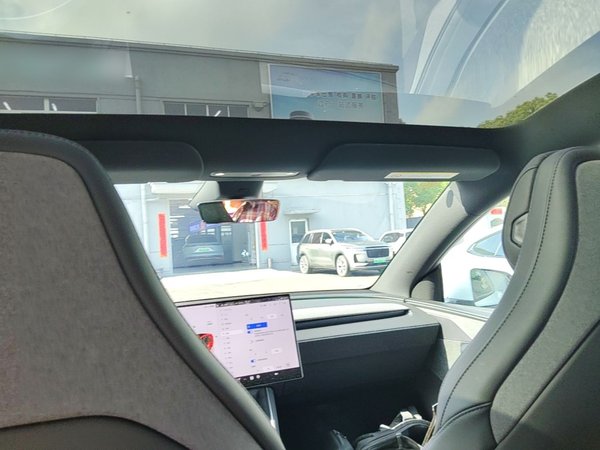 Tesla Model Y L 2025, 10300 км, за 46999 USD - фото 21