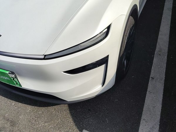 Tesla Model Y L 2025, 10300 км, за 46999 USD - фото 9