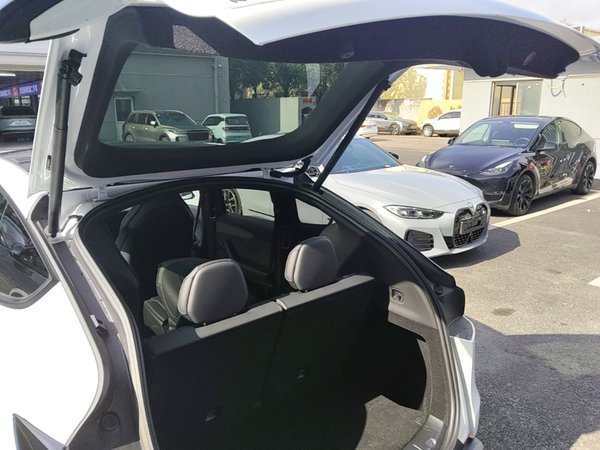 Tesla Model Y L 2025, 10300 км, за 46999 USD - фото 22