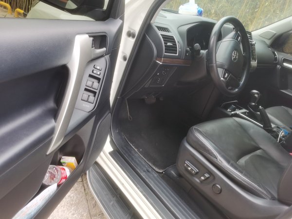 Toyota Prado 2018, 100000 км, за 48620 USD - фото 17