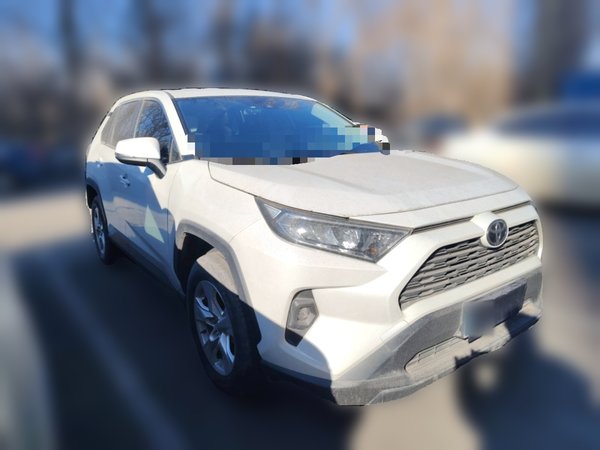 Toyota RAV4 2023, 16000 км, за 17849 USD