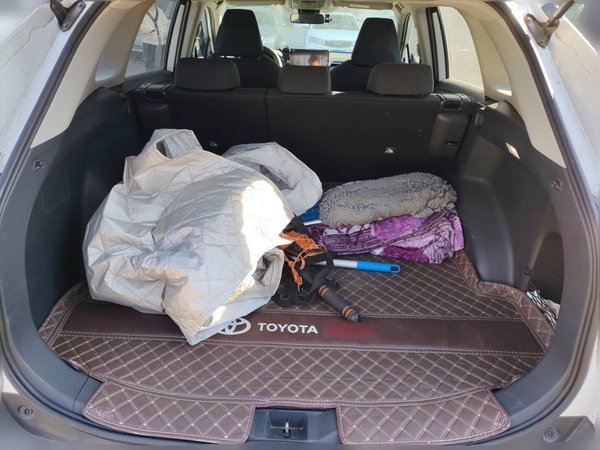 Toyota RAV4 2023, 16000 км, за 17849 USD - фото 20