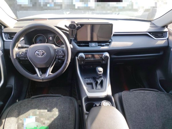 Toyota RAV4 2023, 16000 км, за 17849 USD - фото 10