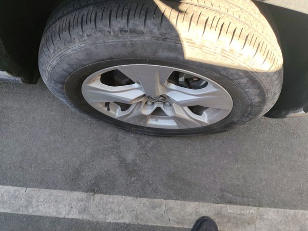 Toyota RAV4 2023, 16000 км, за 17849 USD - фото 8