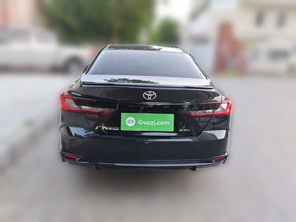 Toyota Camry 2026, 4400 км, за 26106 USD