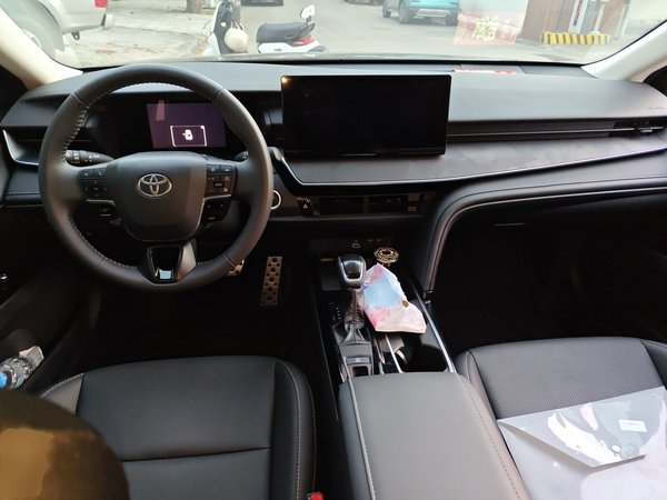 Toyota Camry 2026, 4400 км, за 26106 USD - фото 10