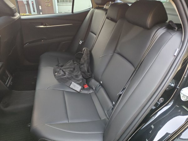 Toyota Camry 2026, 4400 км, за 26106 USD - фото 18