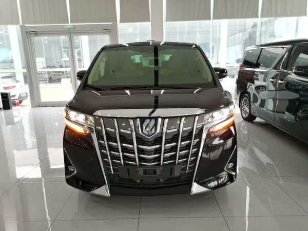 Toyota Alphard 2020, 130800 км, за 75277 USD