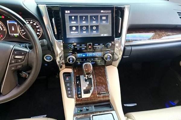 Toyota Alphard 2021, 57500 км, за 92360 USD - фото 20