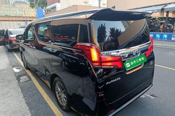 Toyota Alphard 2021, 57500 км, за 92360 USD - фото 13