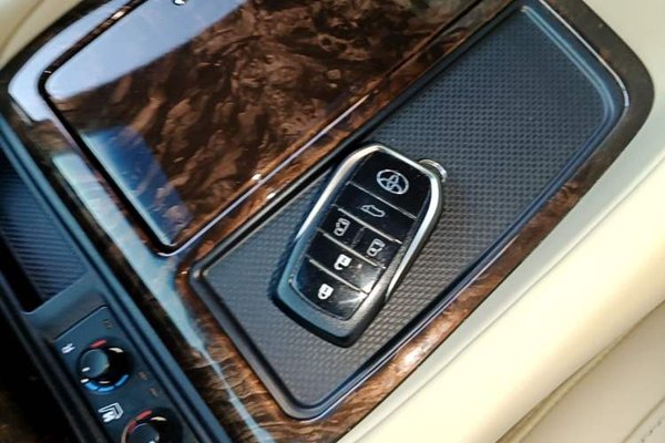 Toyota Alphard 2021, 57500 км, за 92360 USD - фото 28
