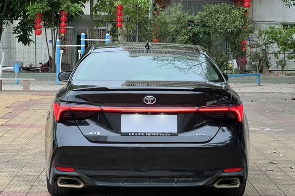 Toyota Avalon 2019, 65900 км, за 16975 USD