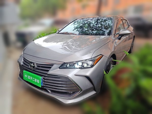 Toyota Avalon · 2019 год