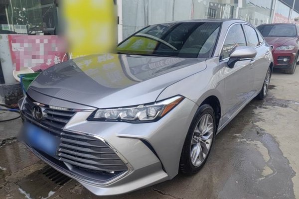 Toyota Avalon · 2019 год