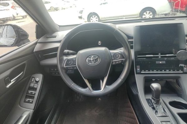 Toyota Avalon 2019, 98000 км, за 14723 USD