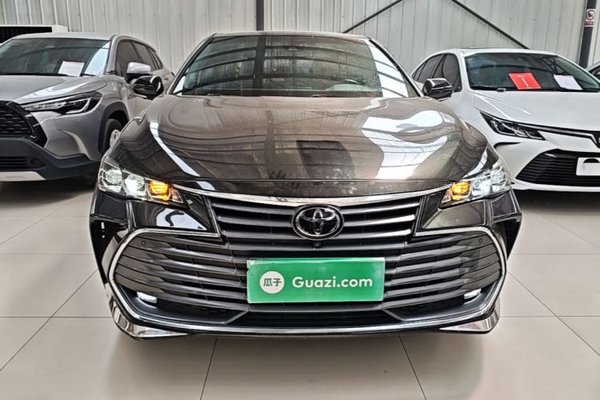 Toyota Avalon 2019, 76400 км, за 20278 USD