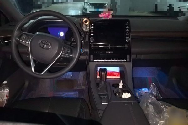 Toyota Avalon 2019, 81400 км, за 15977 USD - фото 10