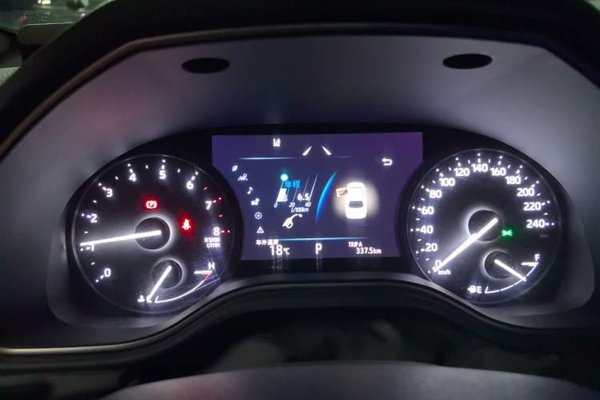 Toyota Avalon 2019, 81400 км, за 15977 USD - фото 12
