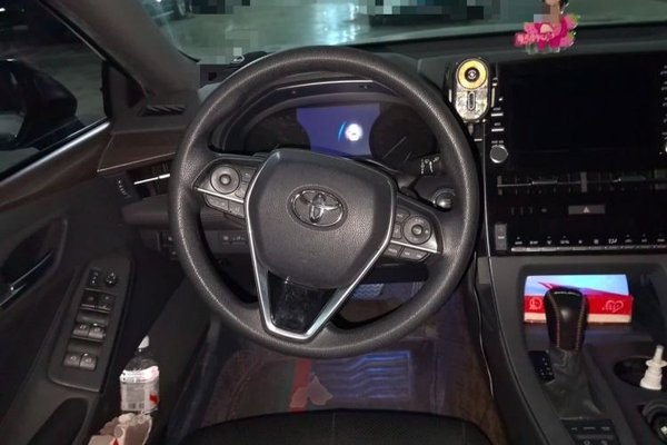 Toyota Avalon 2019, 81400 км, за 15977 USD - фото 11