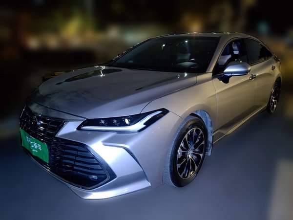 Toyota Avalon 2022, 35000 км, за 18225 USD