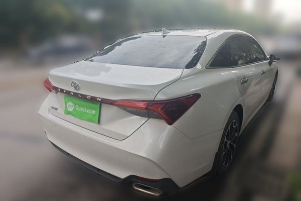 Toyota Avalon 2022, 32900 км, за 18320 USD