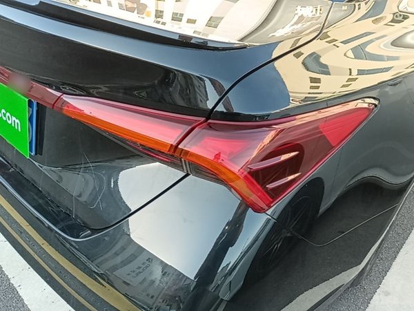 Toyota Avalon 2022, 23100 км, за 22109 USD - фото 7