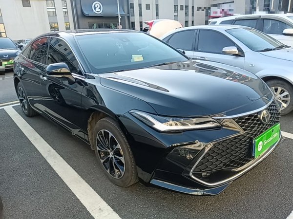 Toyota Avalon 2022, 23100 км, за 22109 USD
