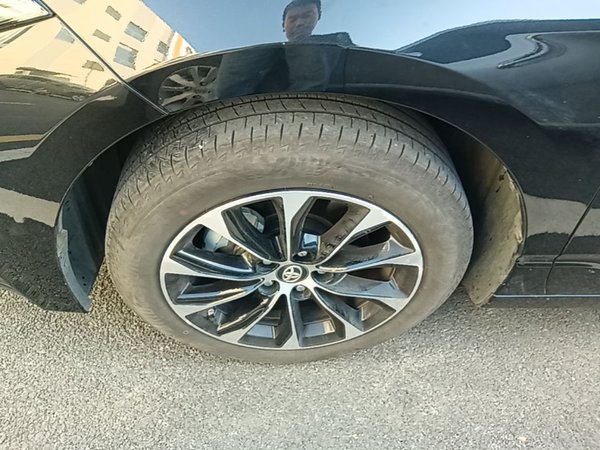 Toyota Avalon 2022, 23100 км, за 22109 USD - фото 8