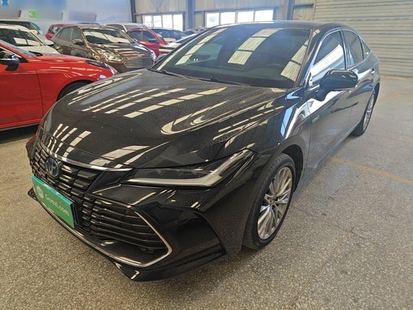 Toyota Avalon · 2022 год