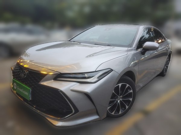 Toyota Avalon · 2023 год