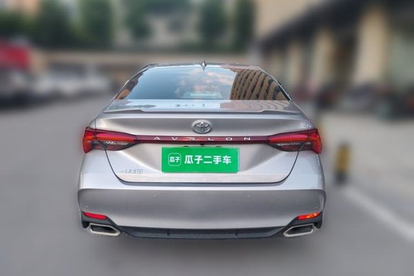 Toyota Avalon 2023, 48500 км, за 20304 USD