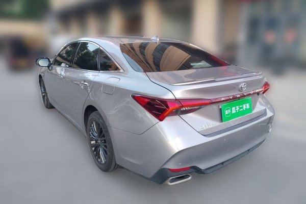 Toyota Avalon 2023, 48500 км, за 20304 USD
