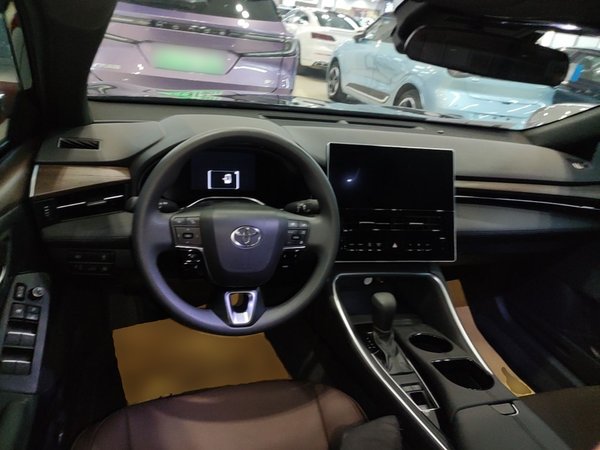 Toyota Avalon 2024, 4200 км, за 19607 USD - фото 13