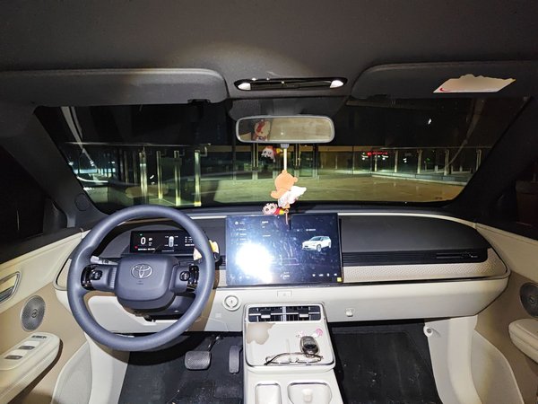 Toyota BZ 3X 2025, 14700 км, за 14223 USD - фото 10