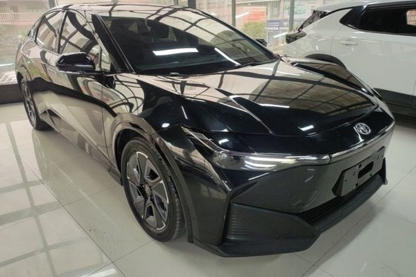 Toyota bZ3 2023, 20299 км, за 14094 USD