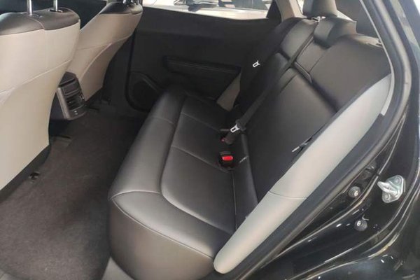 Toyota bZ3 2023, 20299 км, за 14094 USD - фото 20