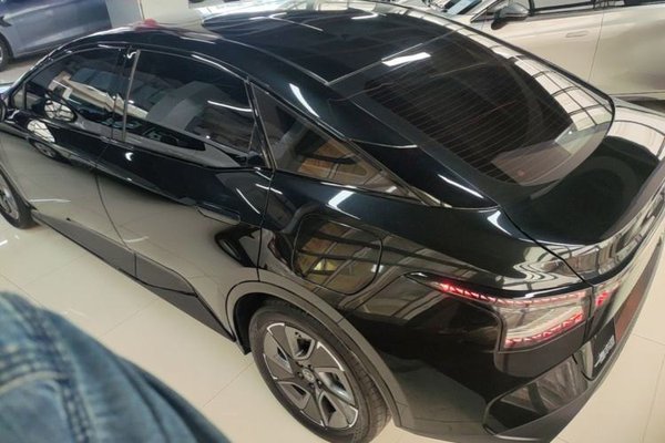 Toyota bZ3 2023, 20299 км, за 14094 USD