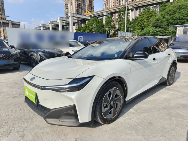Toyota bZ3 · 2023 год